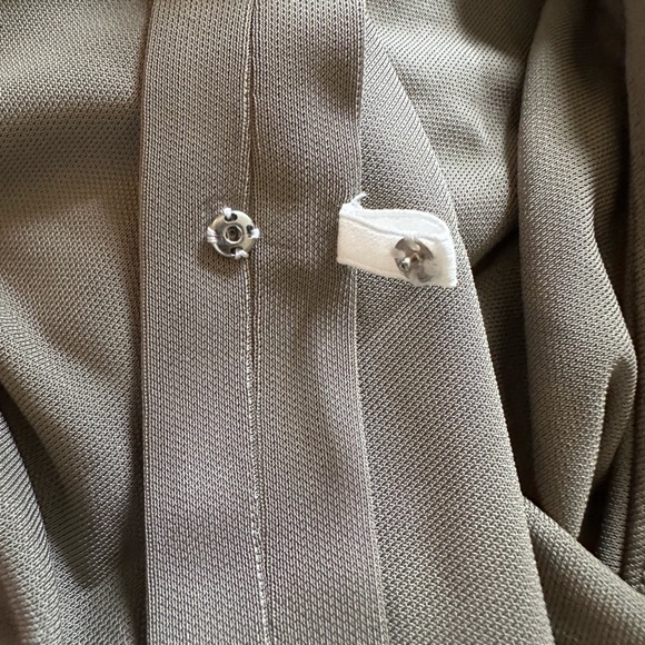 Babaton by Aritzia cold shoulder top in olive green. - Picture 8 of 10